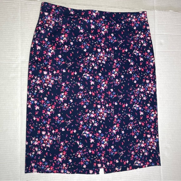 J. Crew Navy Floral Pencil Skirt - Picture 4 of 12